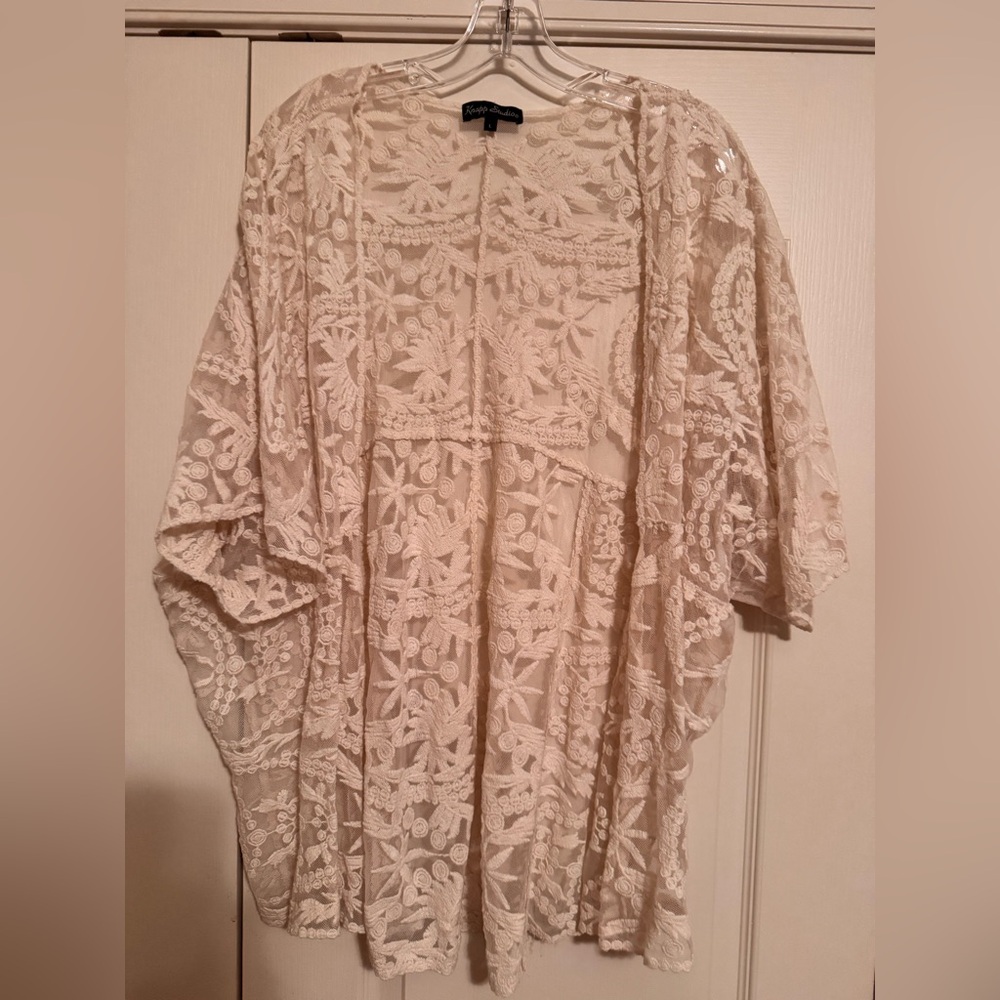 Cream Lace Kimono Cardigan